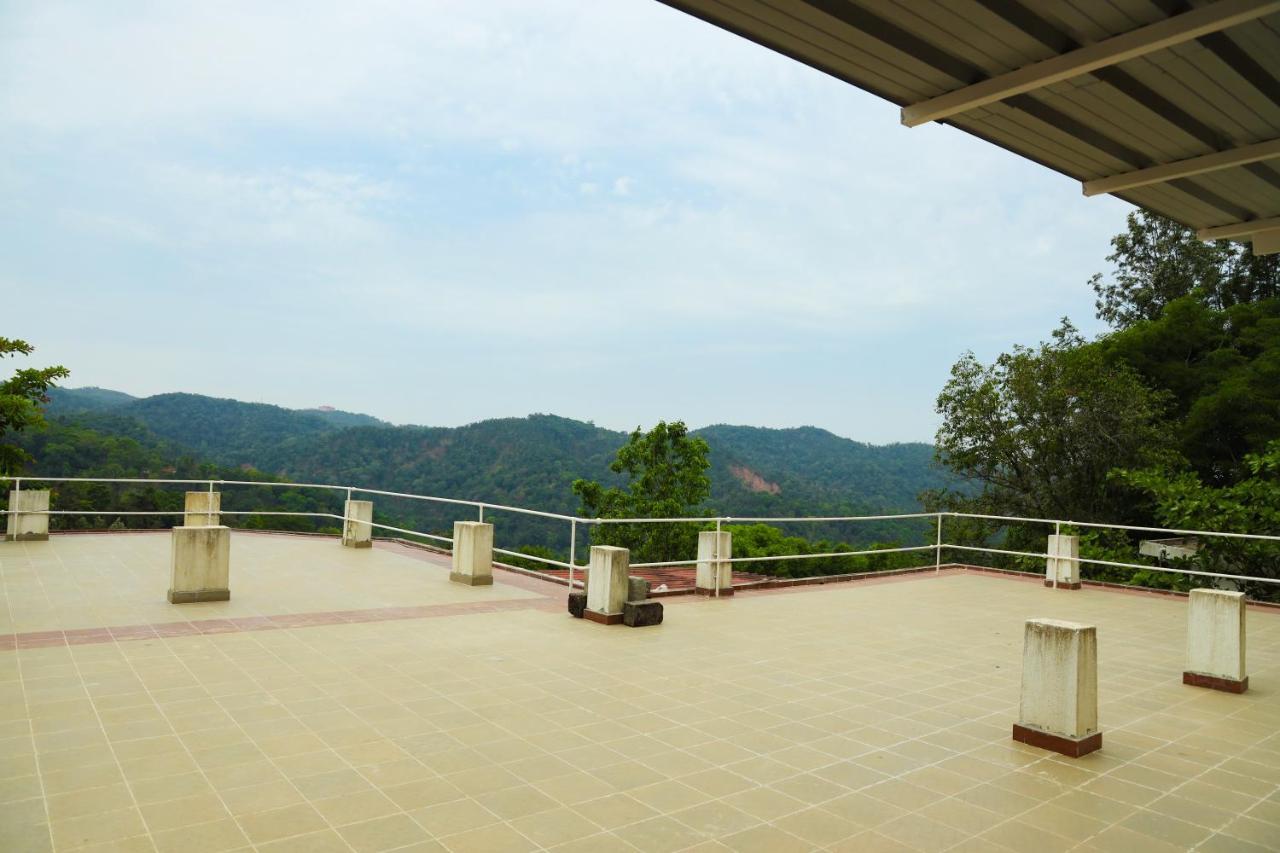 Copperhill- A Luxury Homestay Madikeri Bagian luar foto